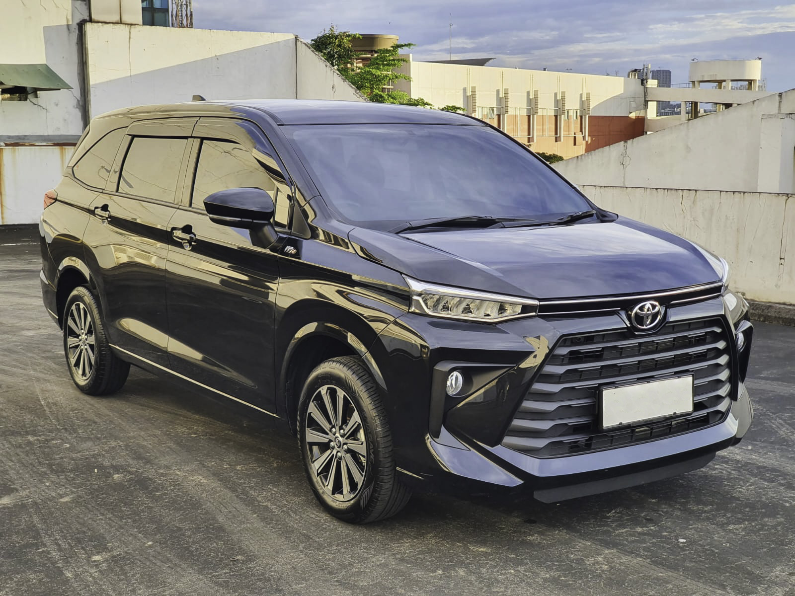 Toyota AVANZA G