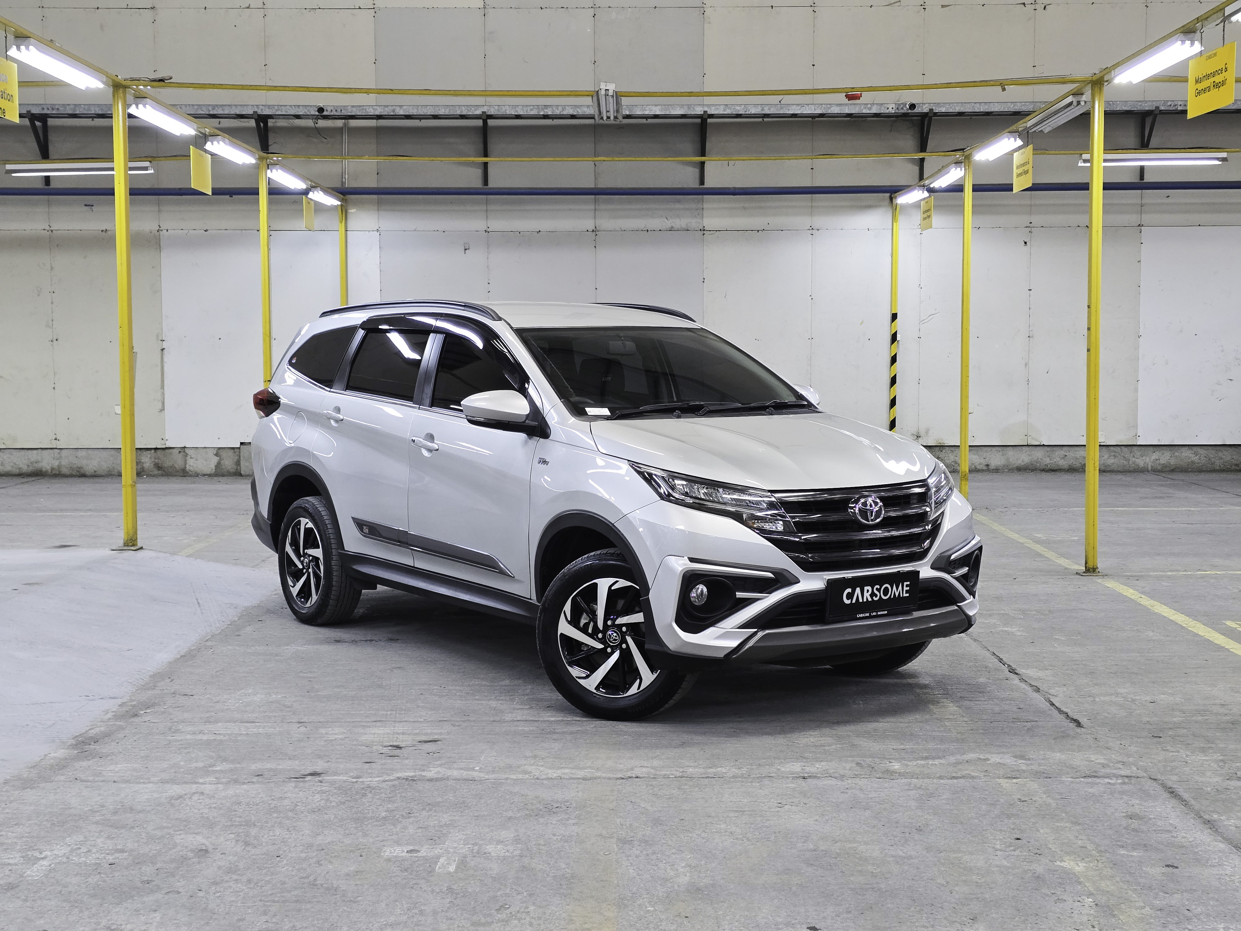 Toyota RUSH S GR SPORT